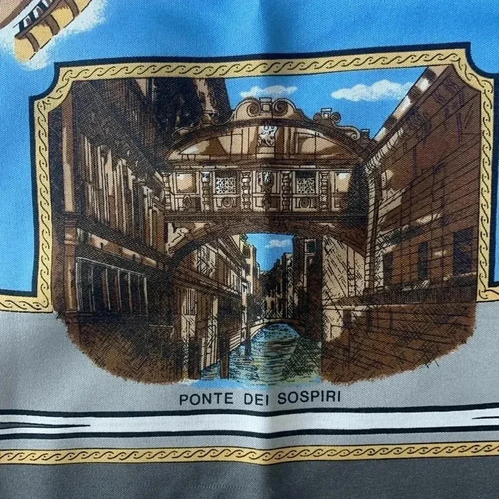 Venice travel scarf